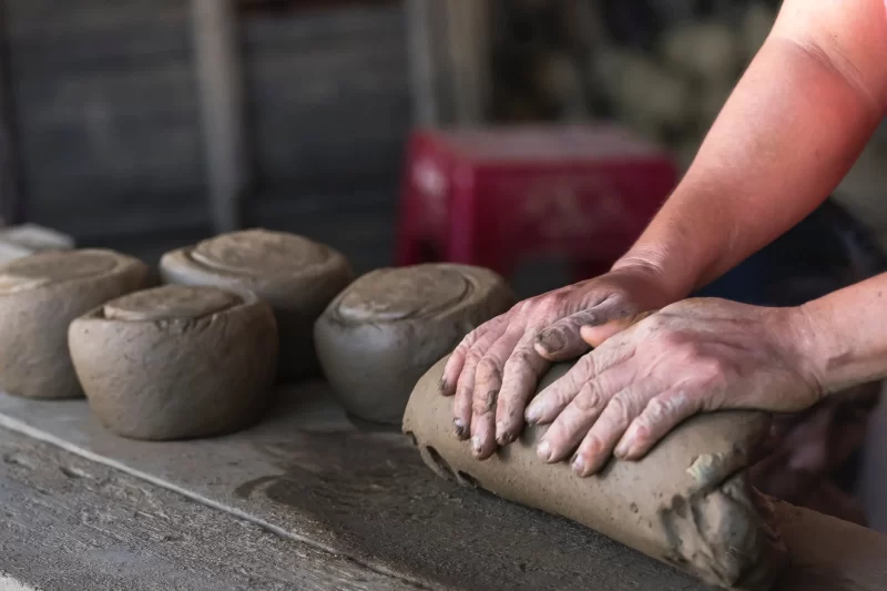 The Earth's Gift: Understanding the Health Benefits of Water Stored in Clay Pots