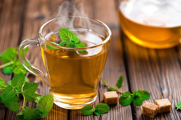 Herbal Tea Magic: 5 Infusions to Calm Your Digestive System and Reduce Bloating