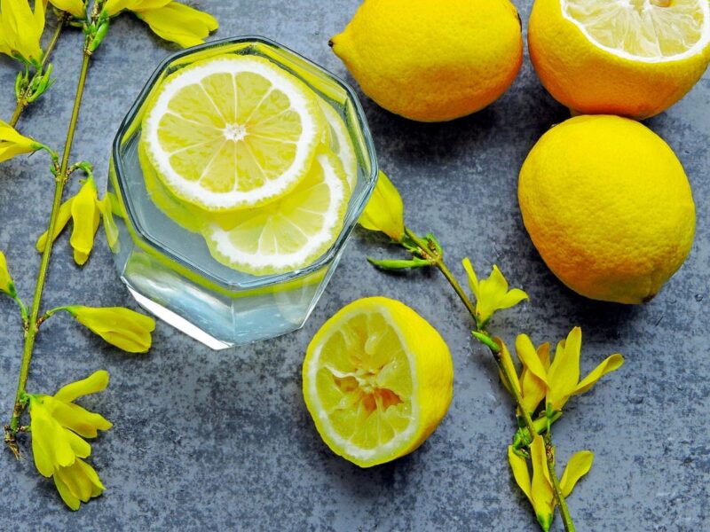 The Antioxidant Power of Lemon Water